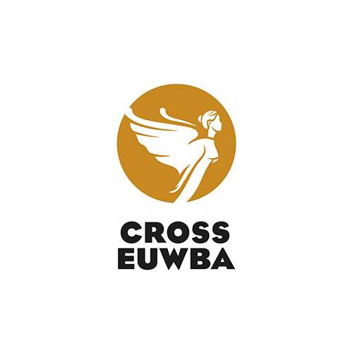 Biela silueta ženy s krídlami v oranžovom kruhu nad textom CROSS EUWBA.