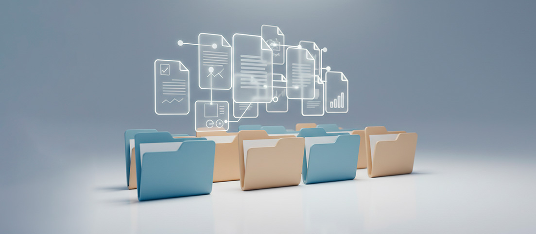 Modré a béžové digitálne zložky s ikonami dokumentov a grafov nad nimi na svetlom pozadí.