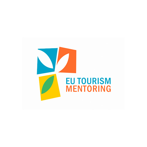 Logo EU Tourism Mentoring s farebnými štvorcami a listami v modrej, oranžovej a žltej farbe.