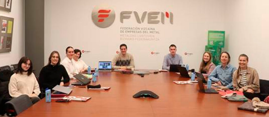 Fotografia účastníkov úvodného stretnutia k projektu Learning Brains.